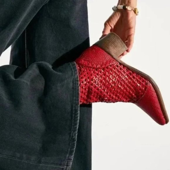 FREE PEOPLE IN THE LOOP WOVEN BOOT RED FLAME - Picture 1 of 4